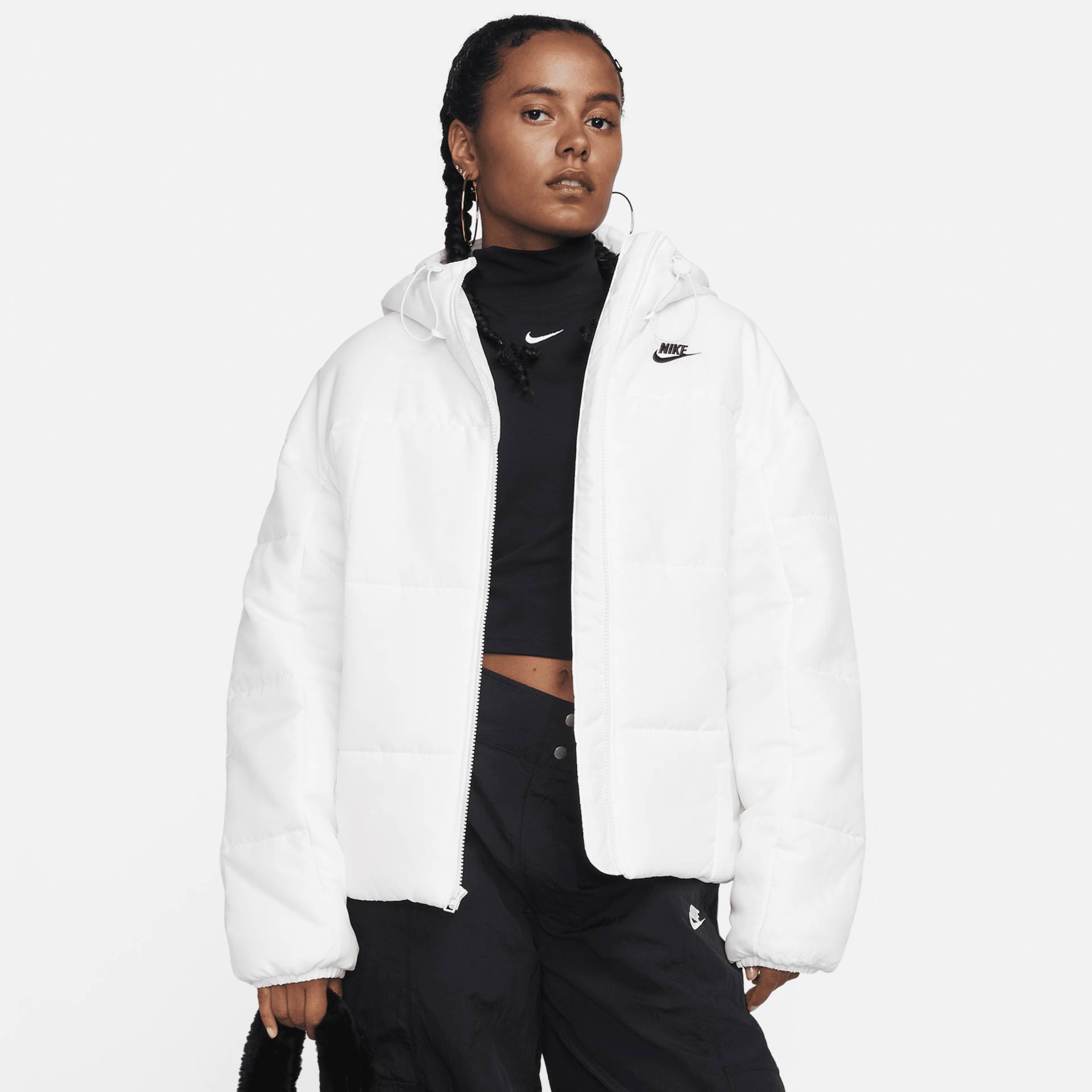 Nike Sportswear Classic Puffer lockere Therma-FIT Jacke mit Kapuze für Damen - Weiß von Nike