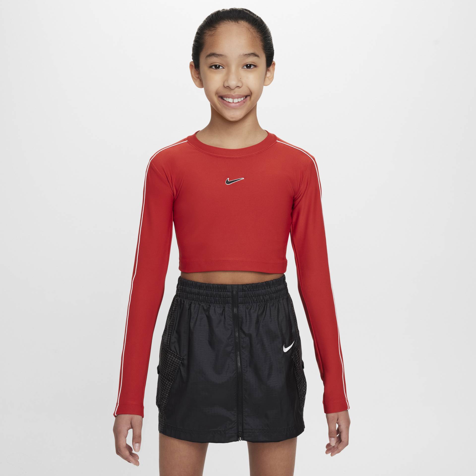 Nike Sportswear Langärmliges Crop-Top für ältere Kinder (Mädchen) - Rot von Nike