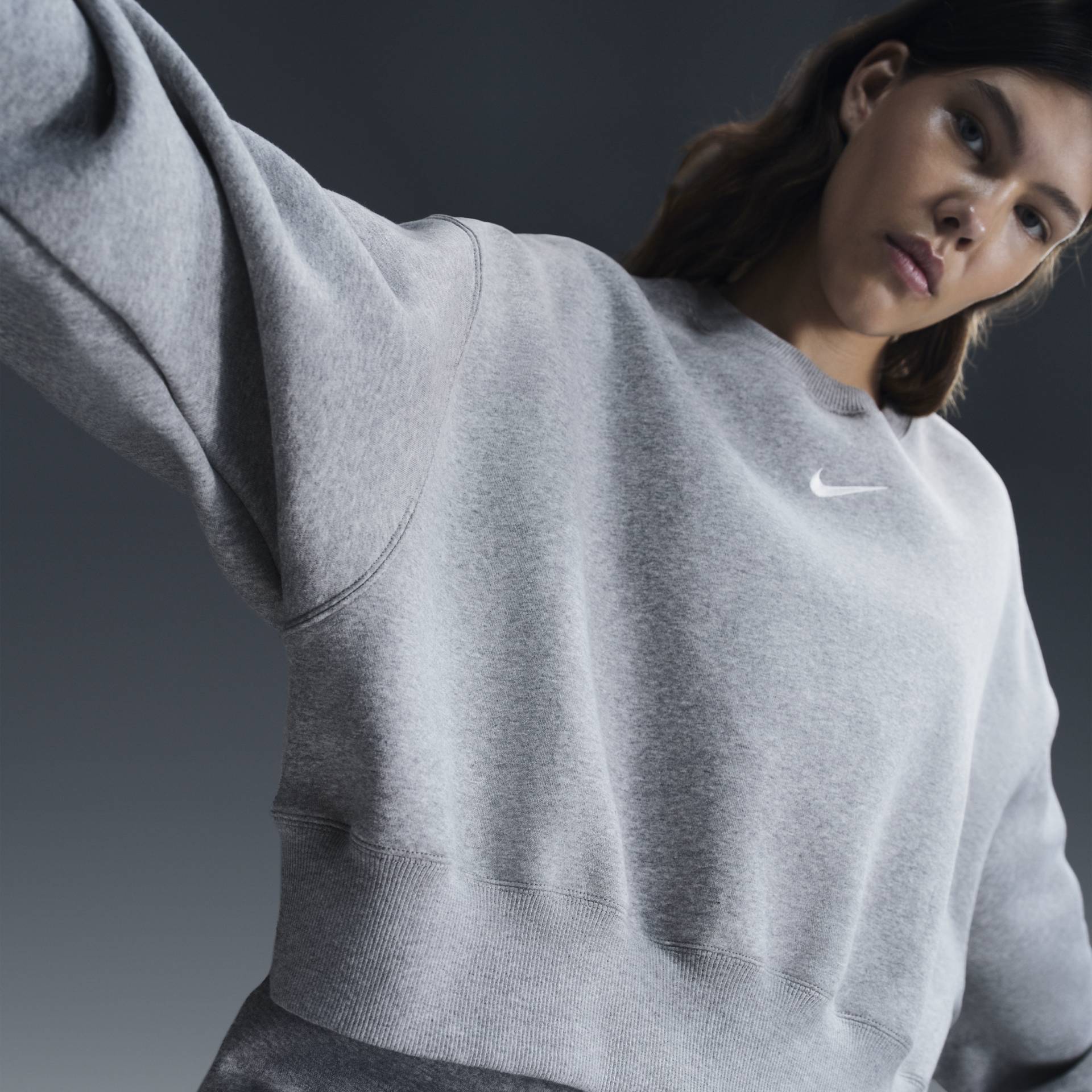 Nike Sportswear Phoenix Fleece Over-Oversized Rundhals-Sweatshirt für Damen - Grau von Nike