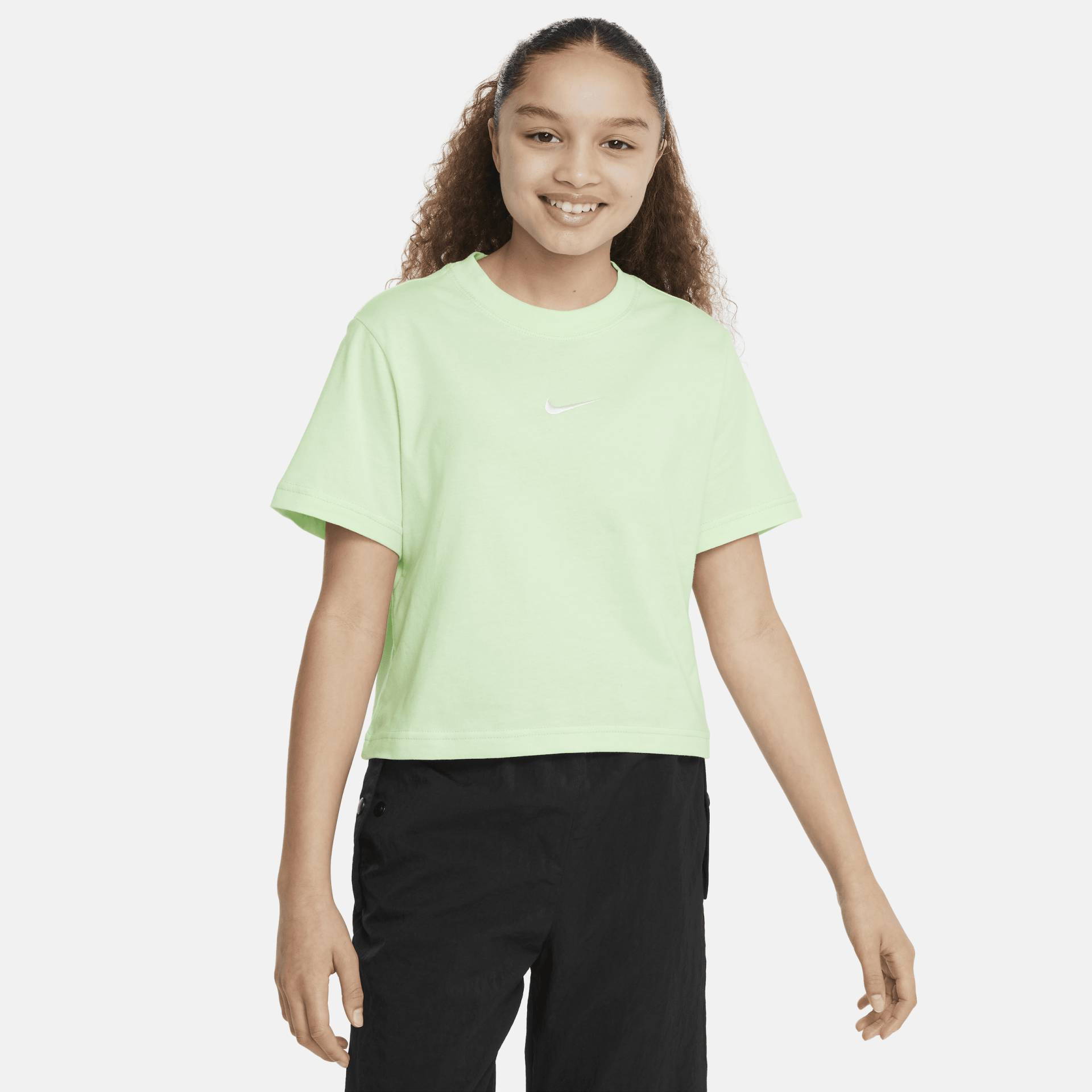 Nike Sportswear T-Shirt für ältere Kinder (Mädchen) - Grün von Nike