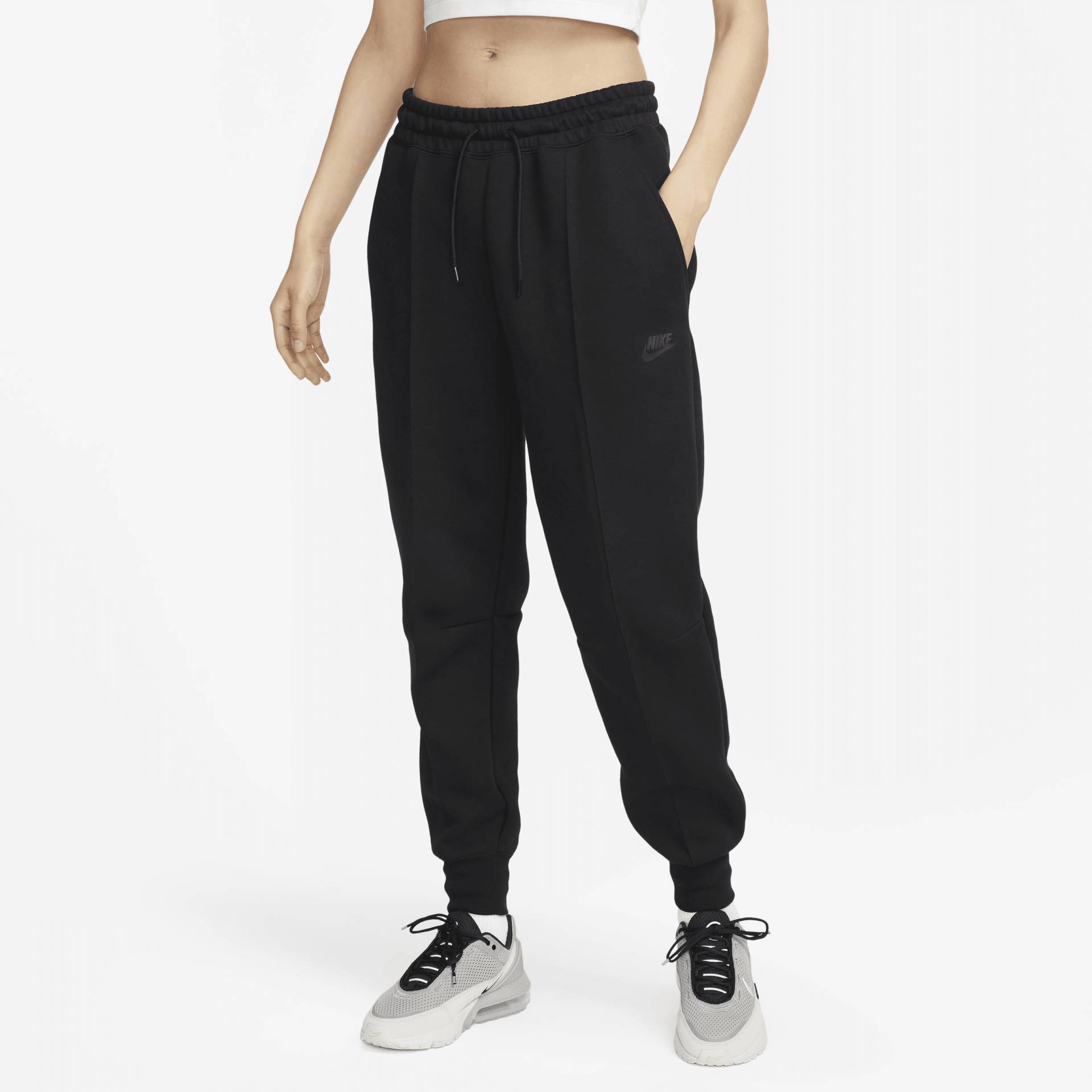 Nike Sportswear Tech Fleece Jogginghose mit mittelhohem Bund für Damen - Schwarz von Nike