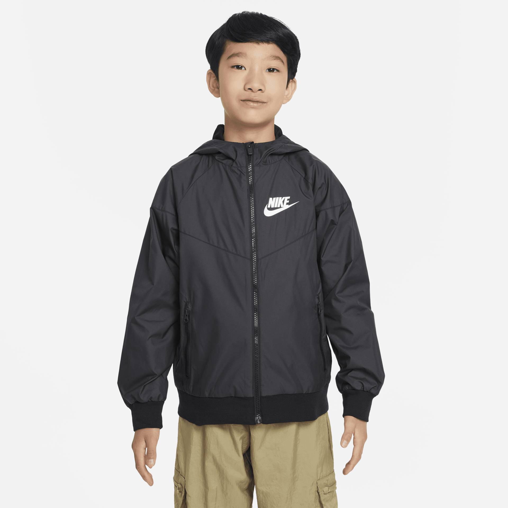 Nike Sportswear Windrunner lockere, hüftlange Jacke mit Kapuze für ältere Kinder (Jungen) - Schwarz von Nike