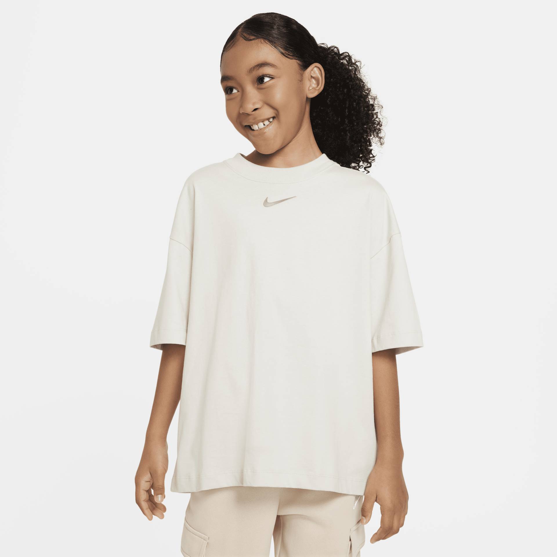 Nike Sportswear extragroßes T-Shirt für ältere Kinder (Mädchen) - Grau von Nike