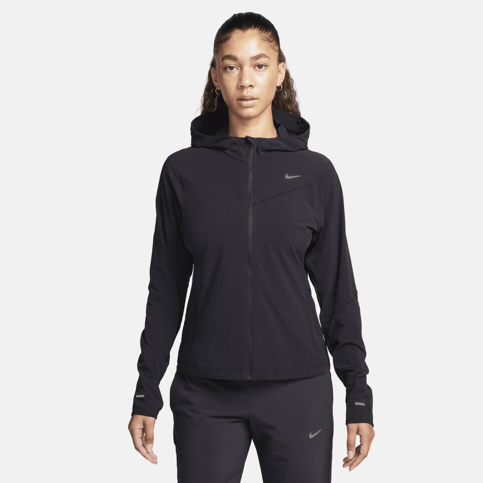 Nike Swift UV Damen-Laufjacke - Schwarz von Nike