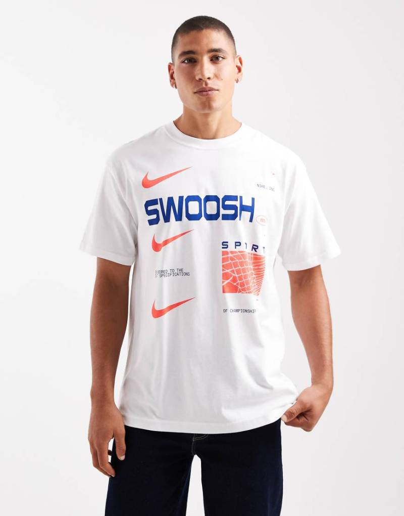 Nike - T-Shirt in Weiß mit Swoosh-Print von Nike
