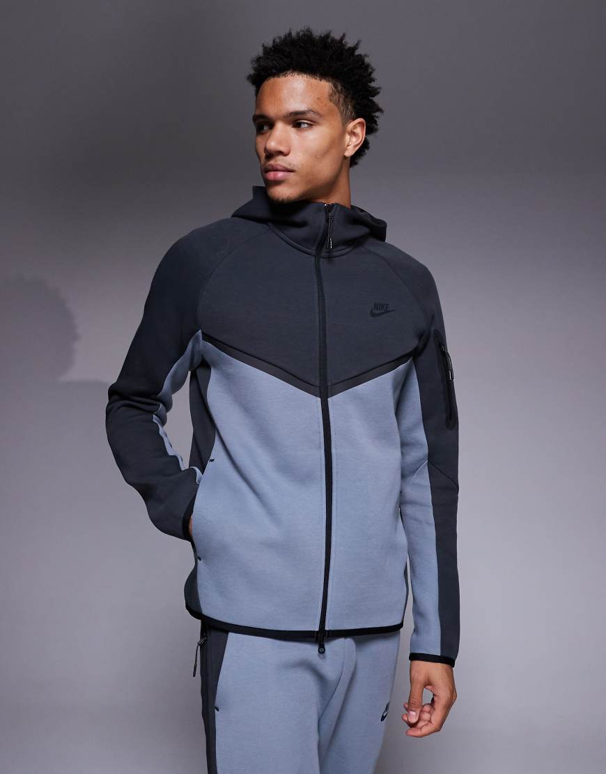Nike - Tech Fleece - Kapuzenjacke in Grau mit Reißverschluss von Nike