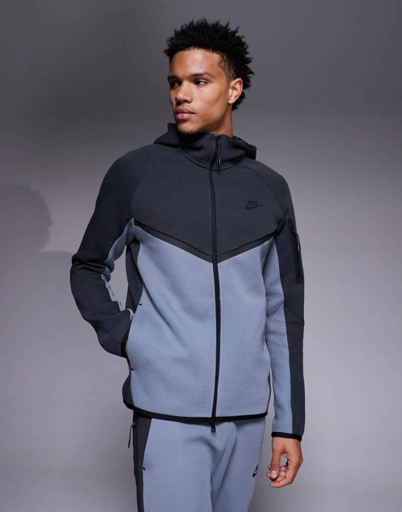 Nike - Tech Fleece - Kapuzenjacke in Grau mit Reißverschluss von Nike