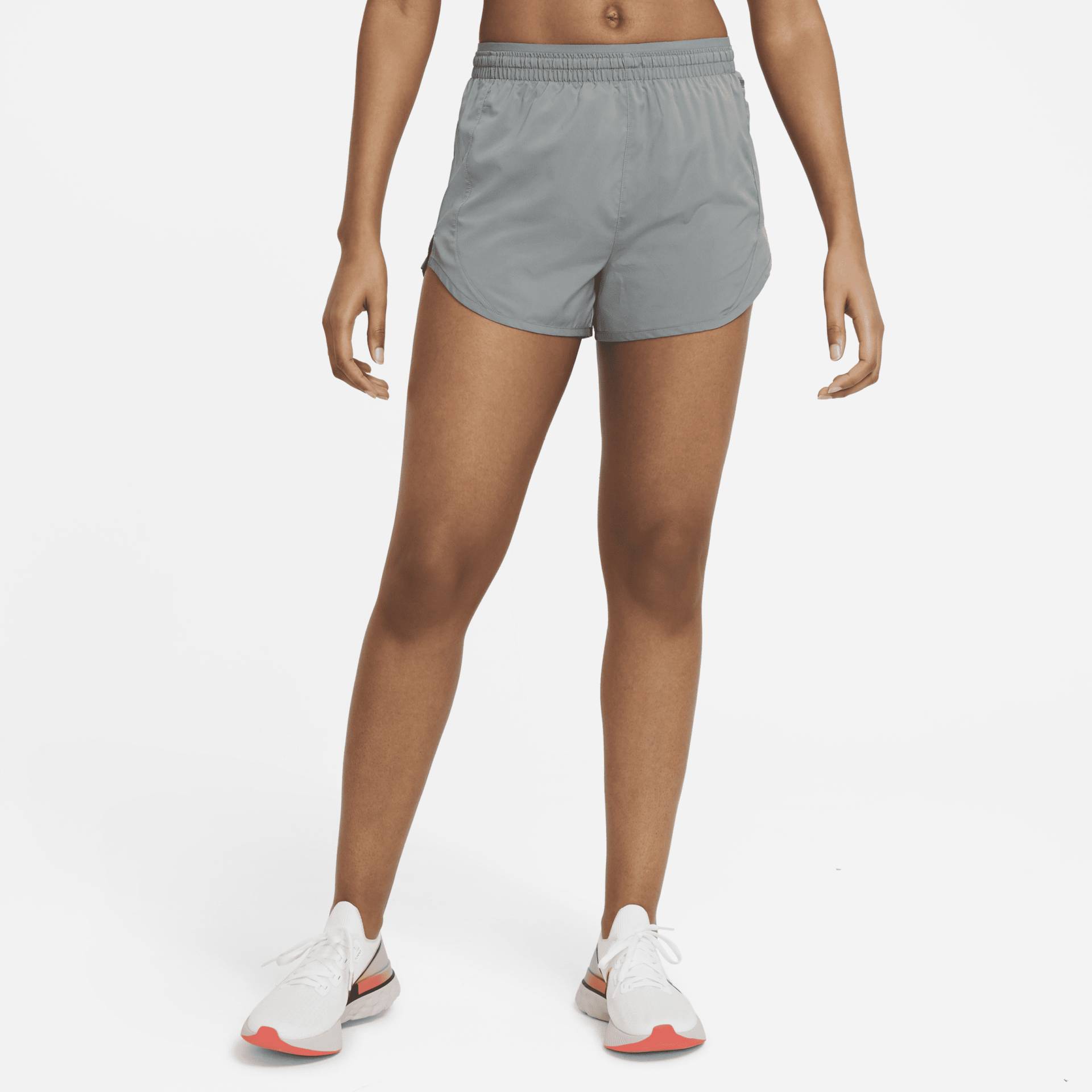 Nike Tempo Luxe Damen-Laufshorts (ca. 7,5 cm) - Grau von Nike