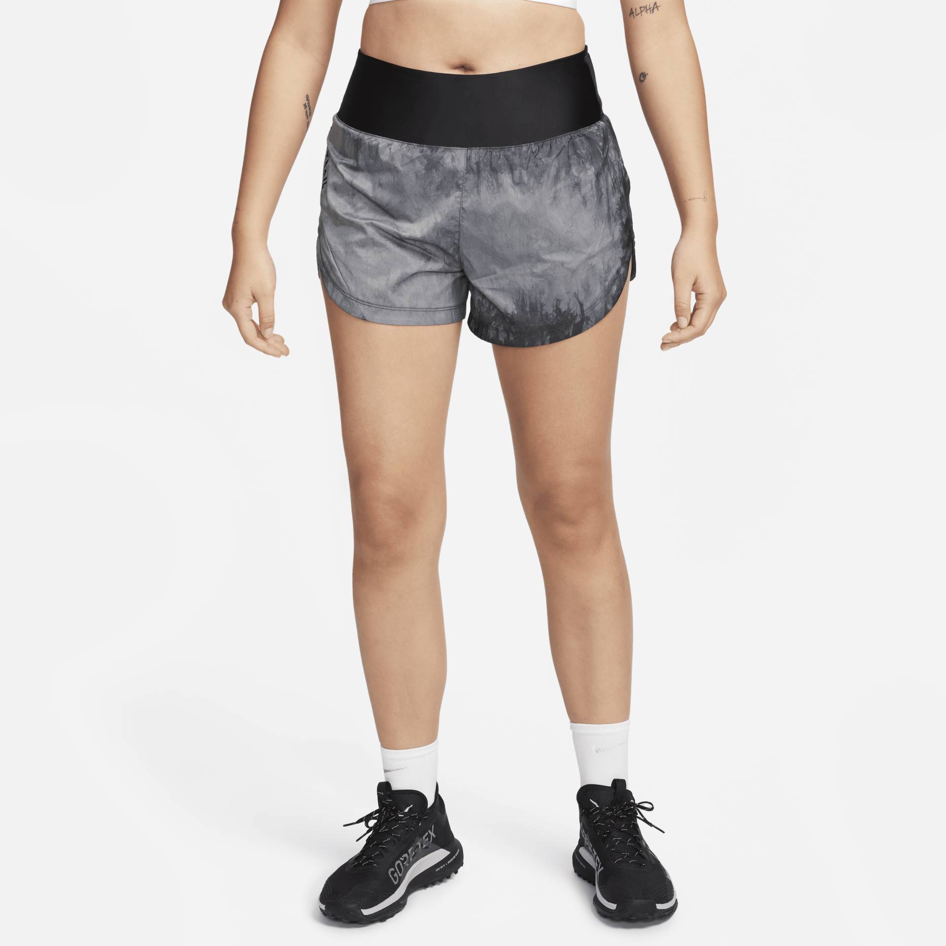 Nike Trail Repel-Laufshorts mit Slip und mittelhohem Bund für Damen (ca. 7,5 cm) - Schwarz von Nike