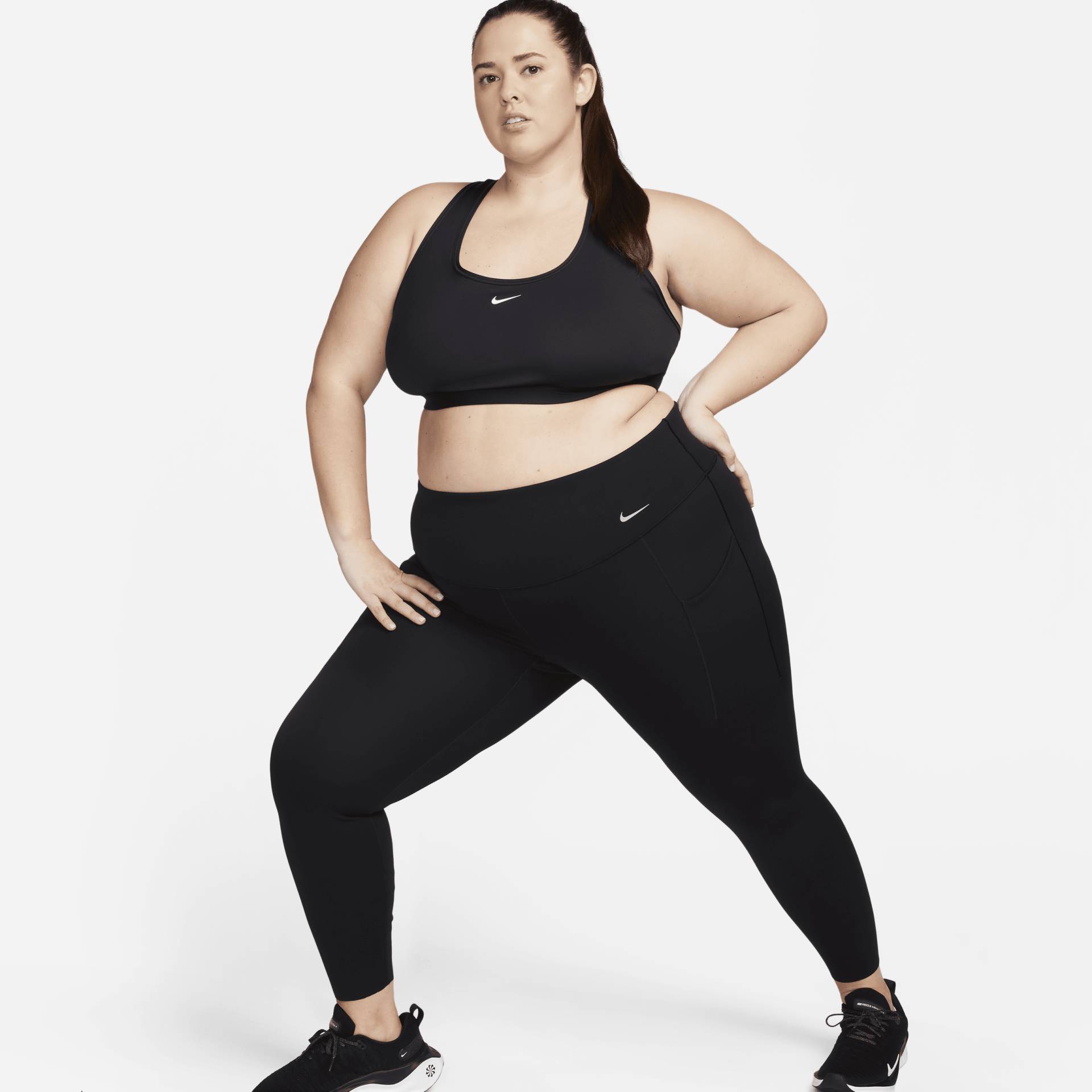 Nike Universa 7/8-Leggings mit Taschen, mittlerem Halt und hohem Bund für Damen - Schwarz von Nike