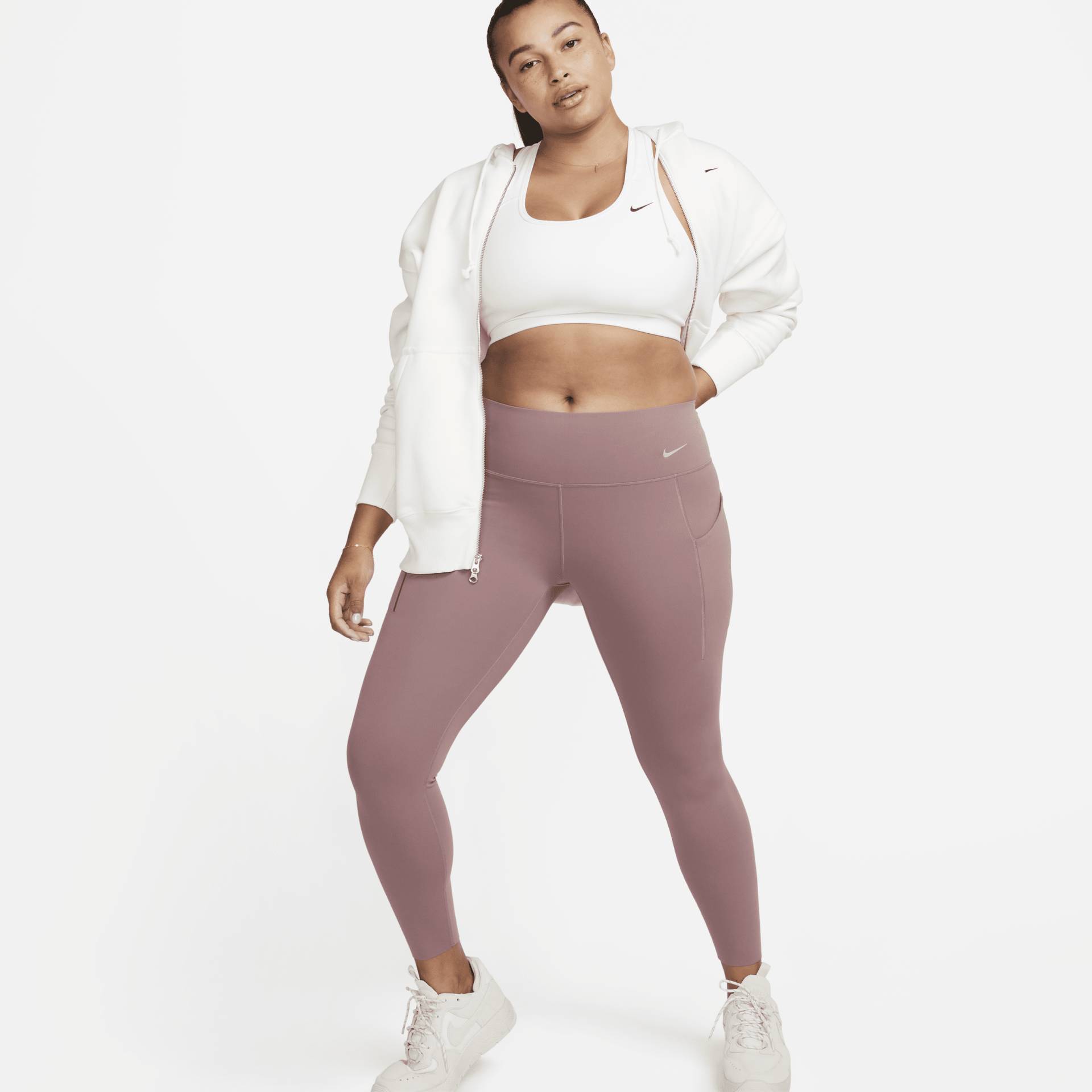 Nike Universa 7/8-Leggings mit mittlerem Halt, mittelhohem Bund und Taschen für Damen - Lila von Nike