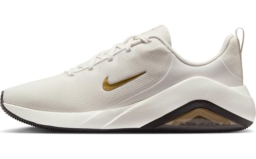 Nike Bella 7 Damen Workout-Schuh, Phantom/Metallic Gold-Black-Sail, 37.5 EU von Nike