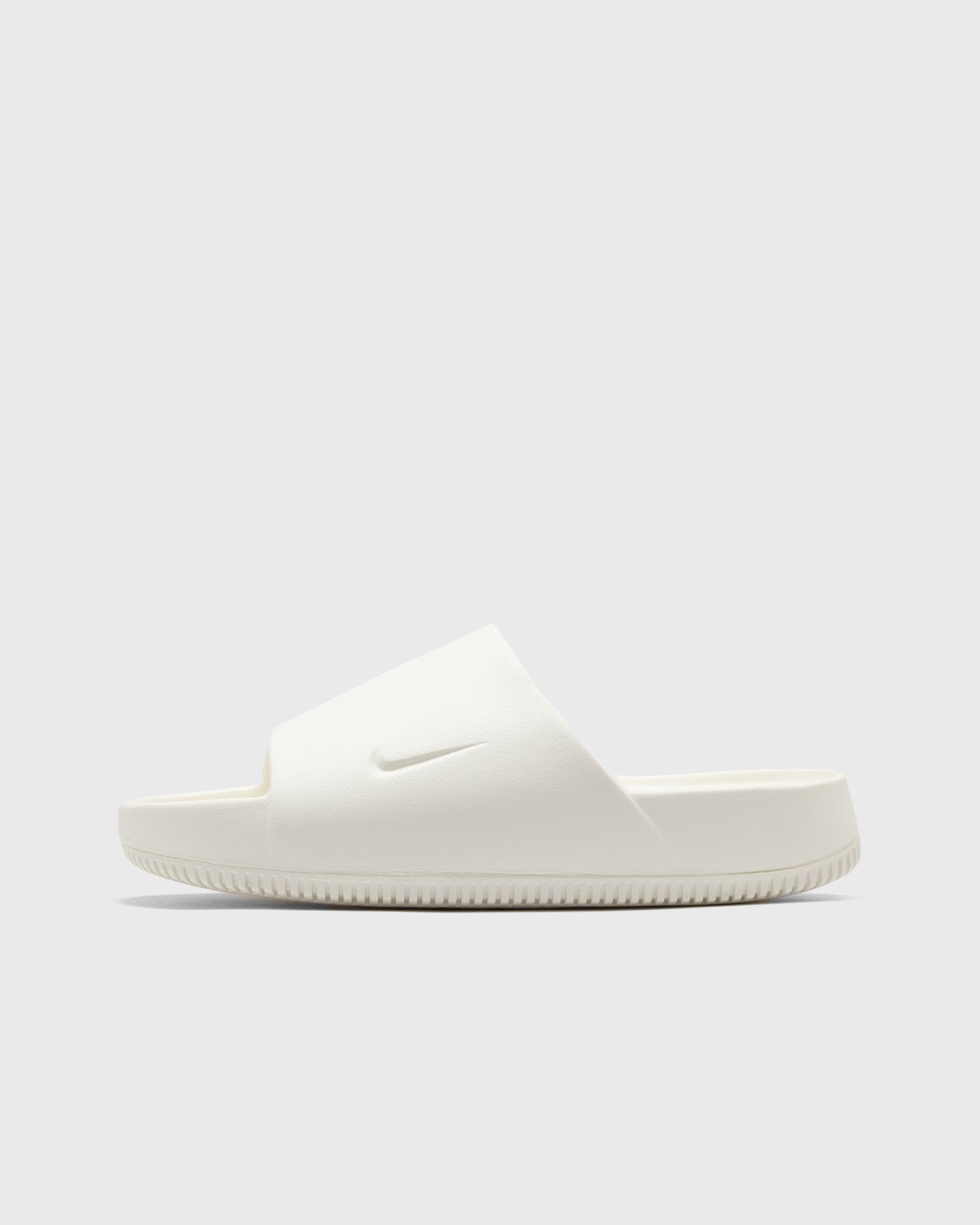 Nike WMNS NIKE CALM SLIDE women Sandals & Slides white in Größe:36,5 von Nike