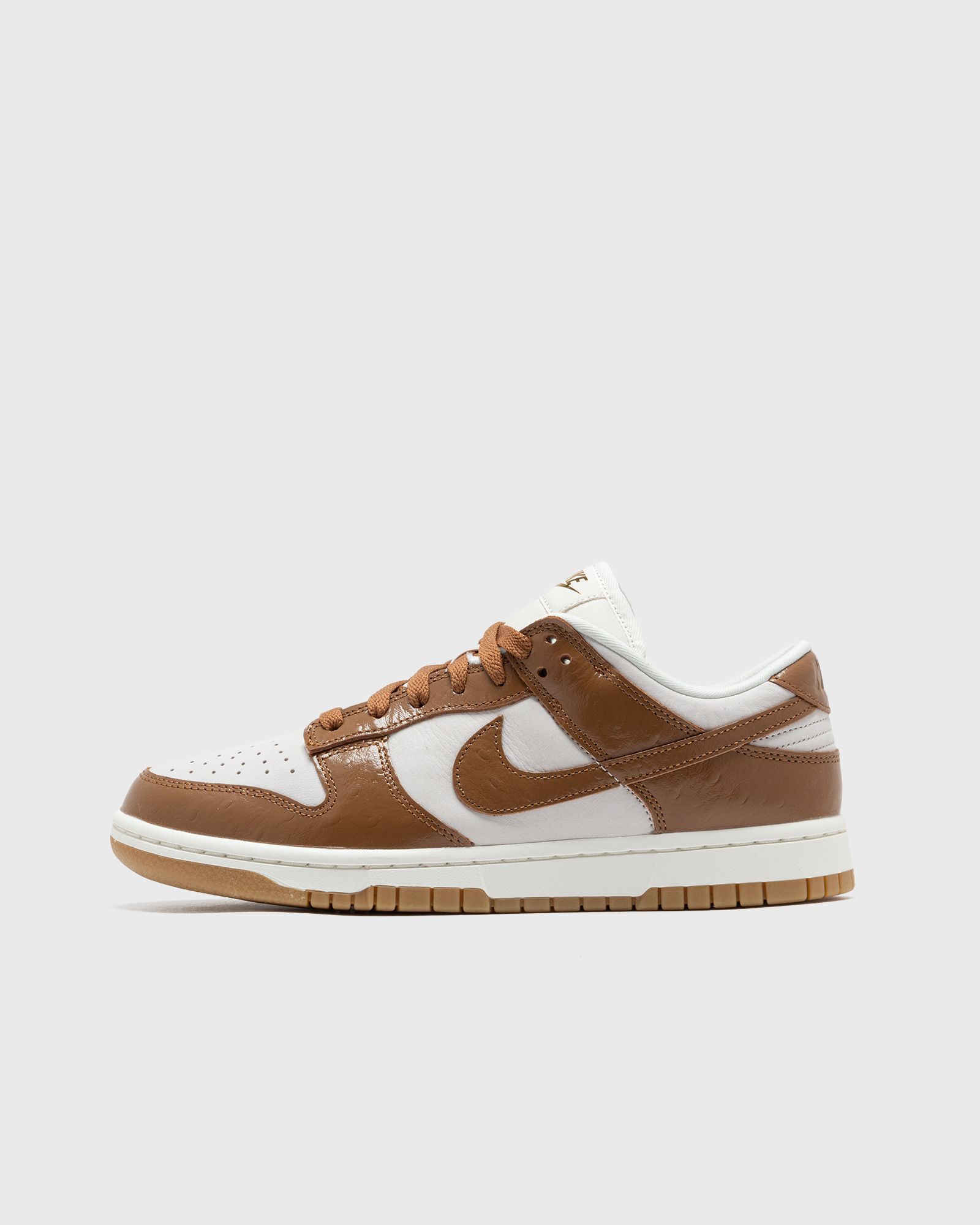 Nike WMNS NIKE DUNK LOW LX women Lowtop brown|white in Größe:42 von Nike