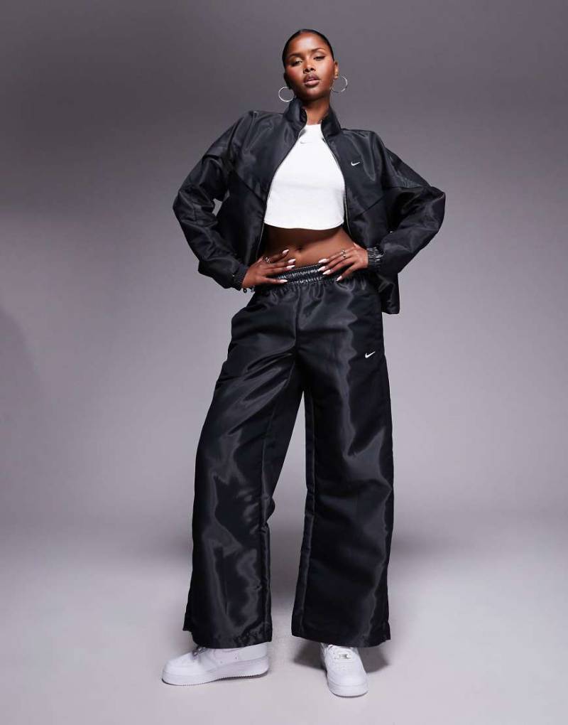 Nike Windrunner - Liquid Shine - Trainingshose in Schwarz von Nike