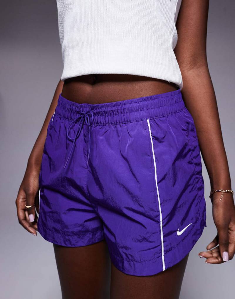 Nike - Windrunner - Shorts aus Webstoff in Lila, 2 Zoll Schrittlänge von Nike