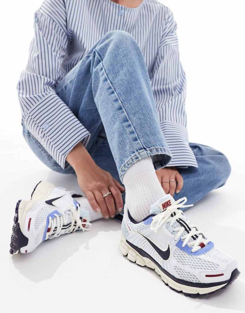 Nike - Zoom Vomero 5 - Unisex-Sneaker in Weiß und Blau von Nike