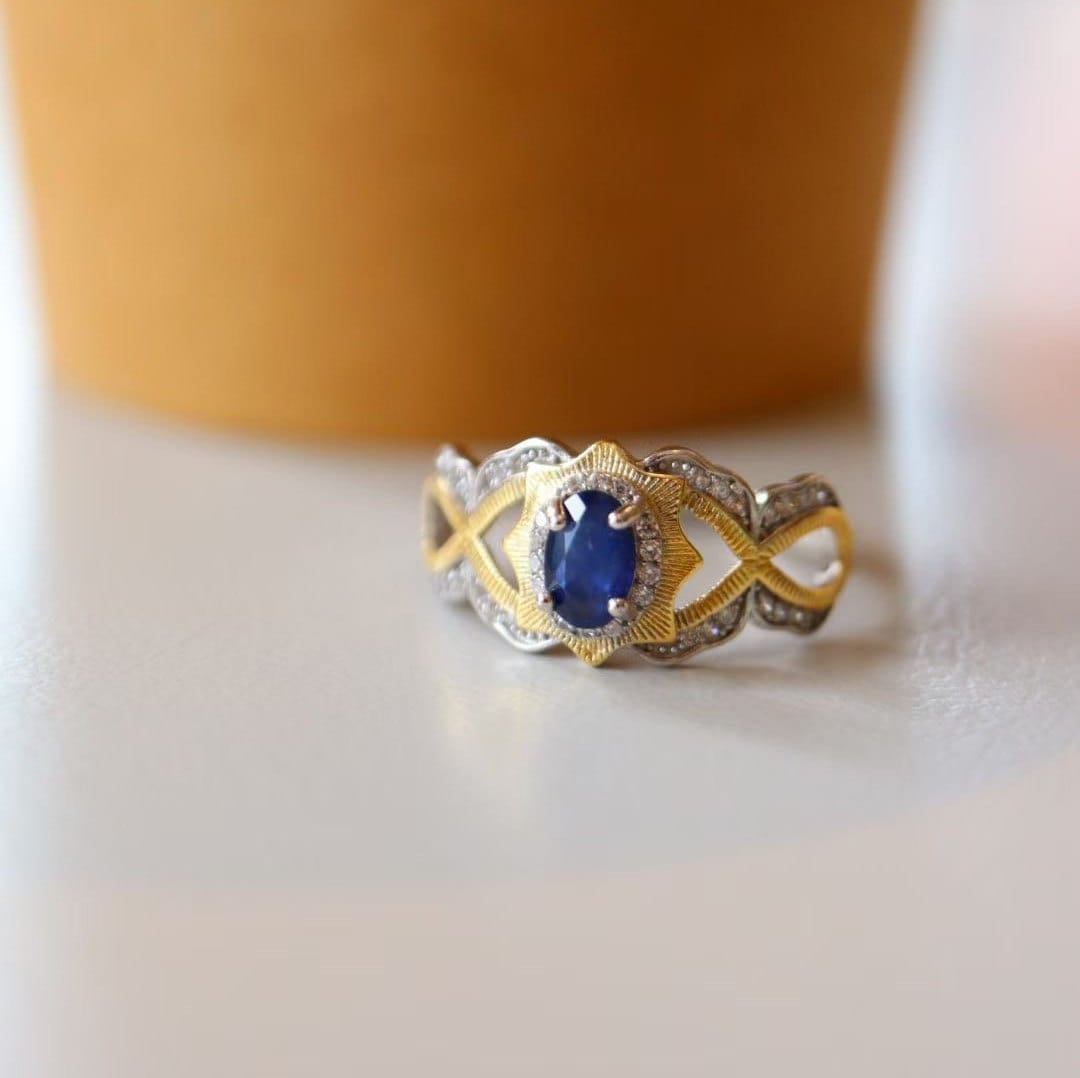 Art Deco Saphir Ring, Vintage Verlobungsring, Blau Oval Hochzeit Braut Antik Stil Schmuck von NikiFashionJewelry