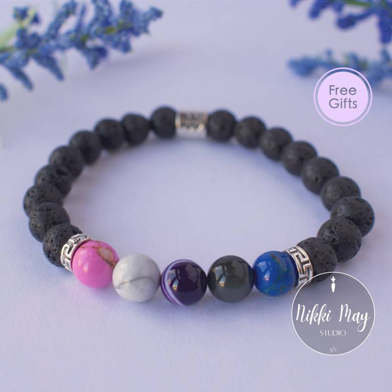 Genderfluid Armband Sternzeichen Lava Rock Edelstein Subtil Pride Cute Queer Gender Fluid von NikkiMayStudio
