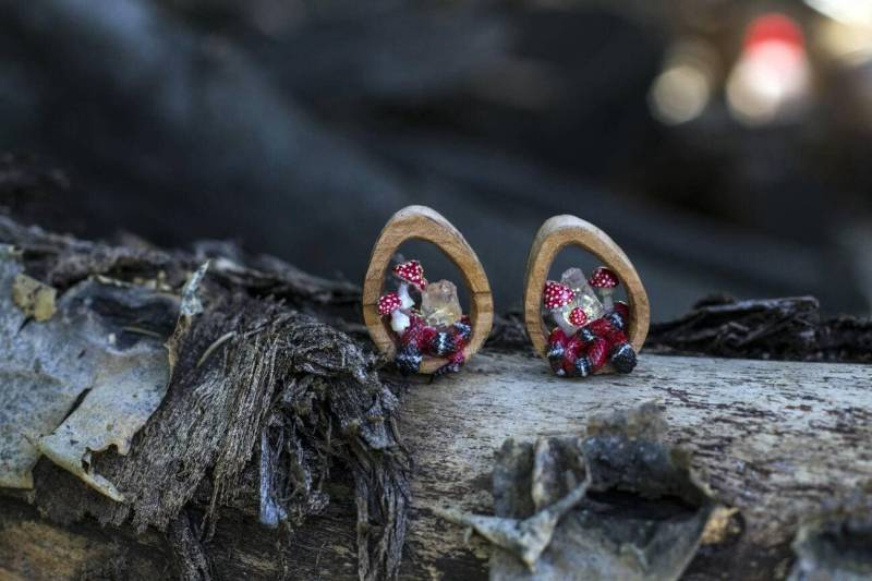 Pilz Plugs Mit Schlangen. Kristall Stecker. Stein Citrin Ohrstecker. Stöpsel. Holzdübel. Lehren. Halloween von NikkieNixBijoux