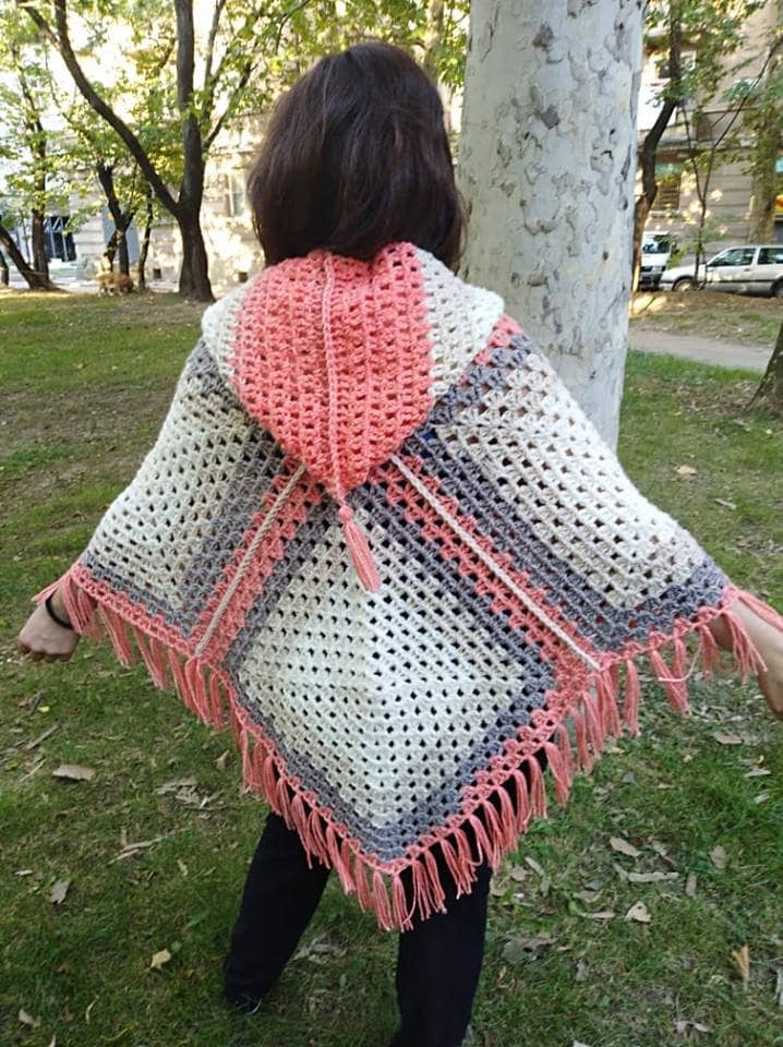 Hand Gehäkelter Poncho Boho Mit Kapuze Handgefertigter Frauen Ponchos Hand Gehäkelter Poncho Boho Mit Kapuze Handgefertigter Frauen Ponchos von NikmarFashion