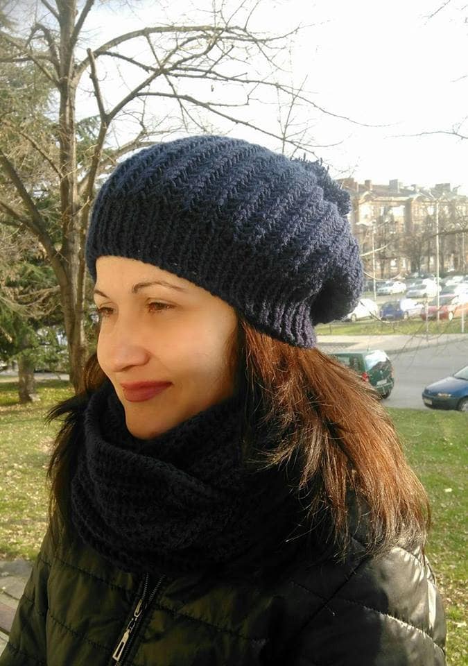 Handgestrickte Warme Mütze Und Schal Aus Acryl von NikmarFashion