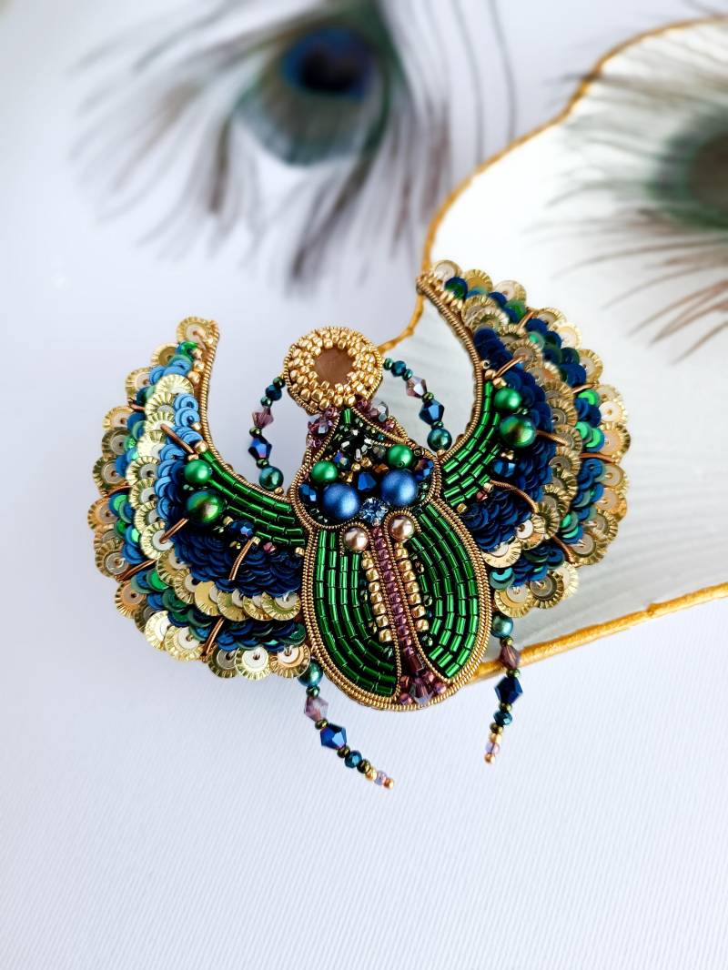 Perlen Anstecknadel Käfer Brosche in Der Ukraine Hergestellt Einzigartiges Geschenk Für Sie von NikoLeeShop