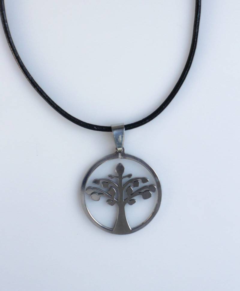 Edelstahl Baum Des Lebens Halskette Herren Familienschmuck von NikolaJewelry