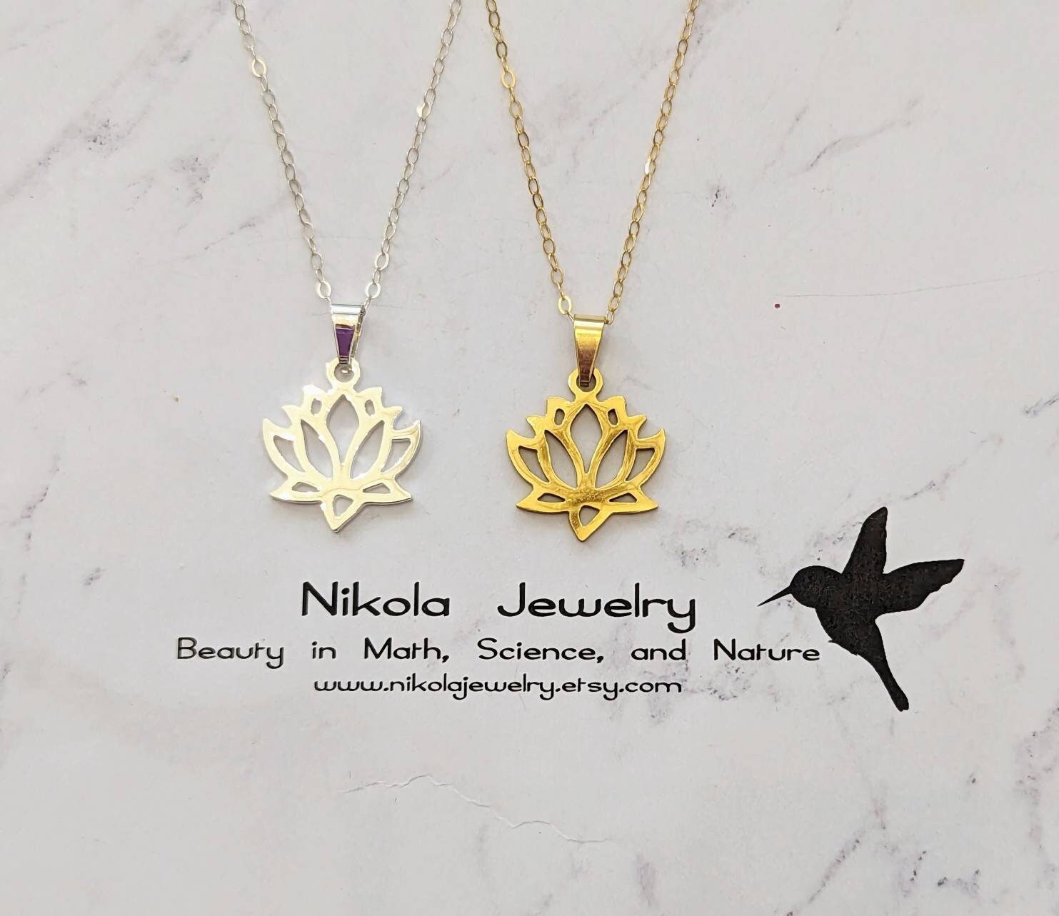 Lotus Halskette Sterling Silber Oder Vergoldet Blumen Anhänger Lotus Halskette Sterling Silber Oder Vergoldet Blumen Anhänger von NikolaJewelry