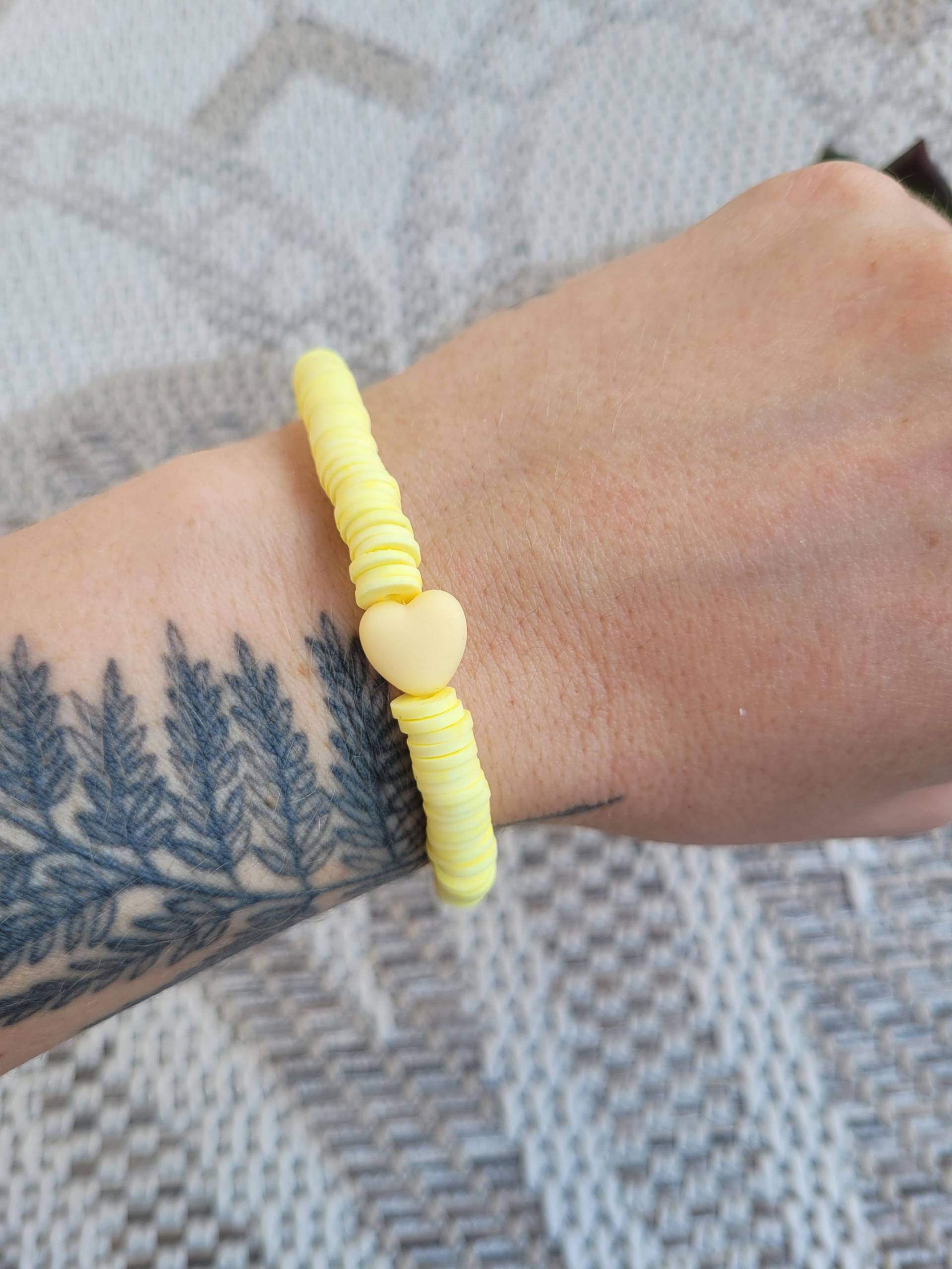 Heishi Perlenarmband Gelb Heishi Perlenarmband Gelb von Nimarkitschi