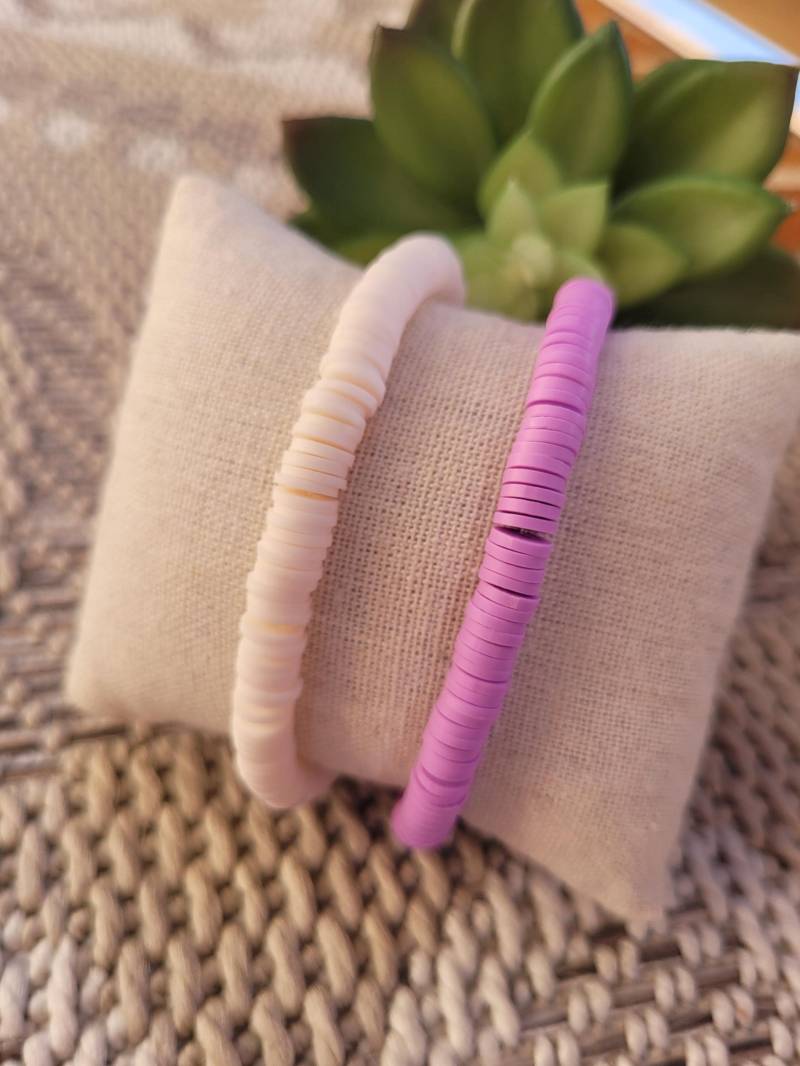 Heishi-Perlenarmband Lila Heishi-Perlenarmband Lila von Nimarkitschi