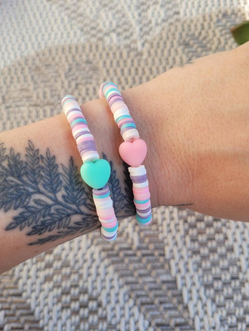 Heishi Perlenarmband Pastell Heishi Perlenarmband Pastell von Nimarkitschi