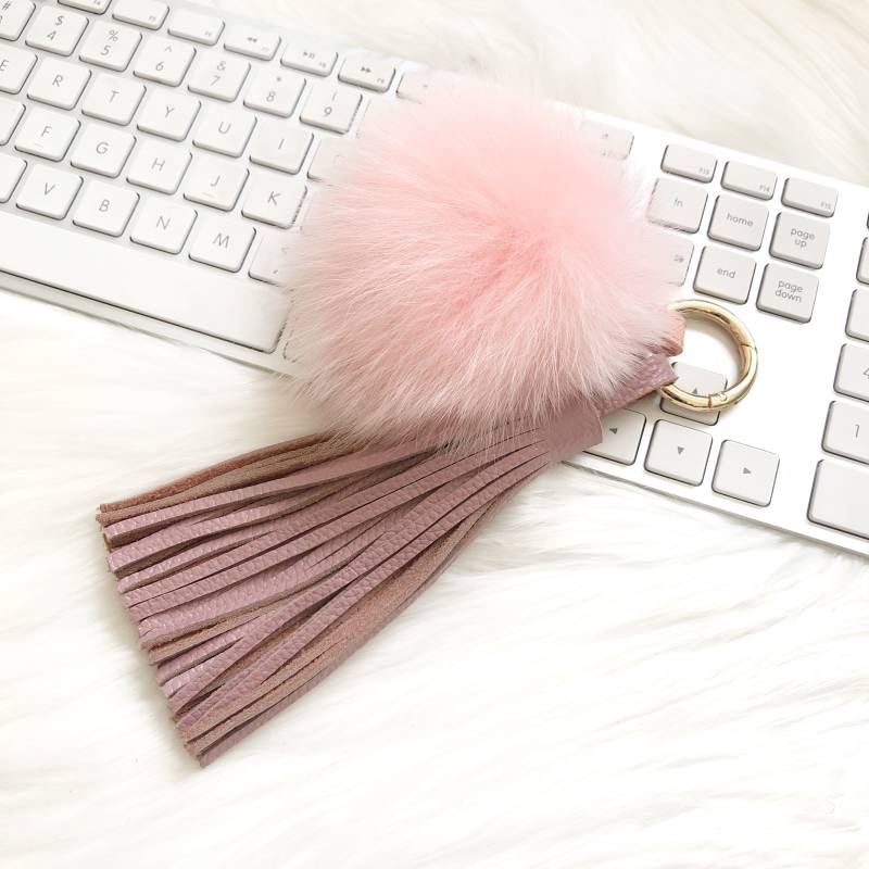 Rosa Fell Pompom Leder Quaste Taschenanhänger Schlüsselanhänger Rosa Fell Pompom Leder Quaste Taschenanhänger Schlüsselanhänger von NimnimCo