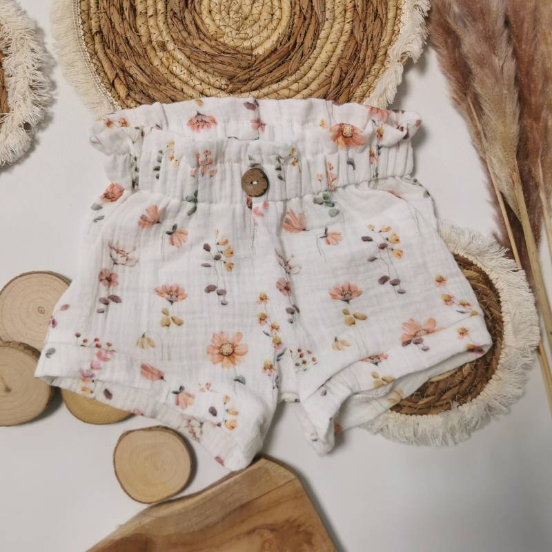 Paperbag Shorts Musselin Blumen/Kurze Hose von NimoKidswear