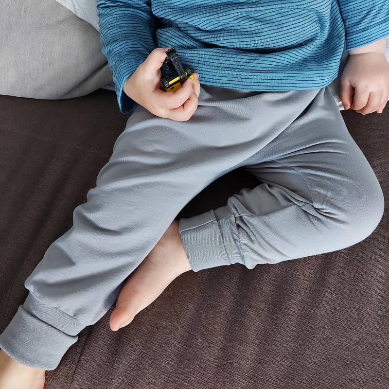 Pumphose Hellgrau von NimoKidswear