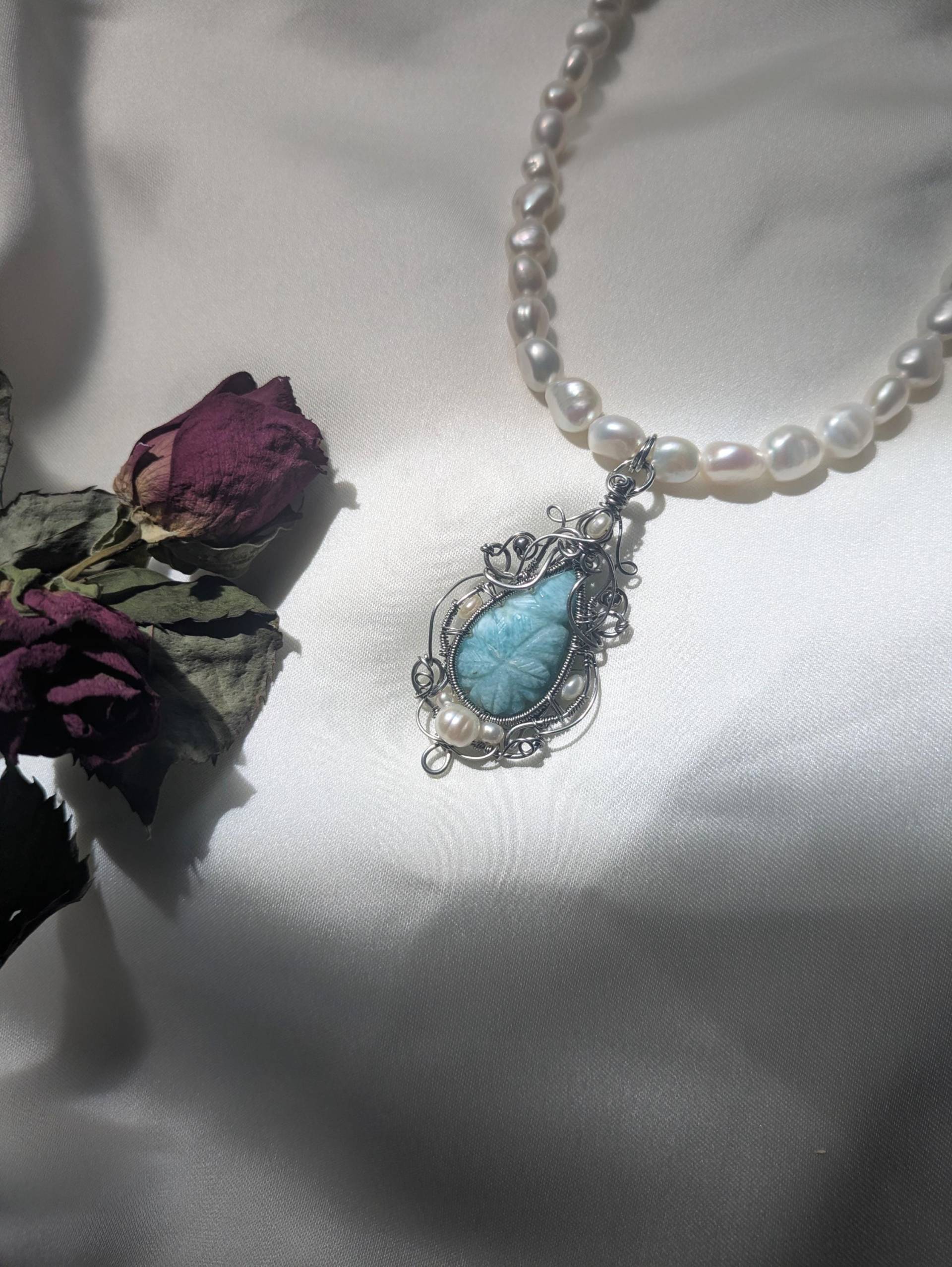 Barock Larimar Perlenkette Mit Edelstahl Handgemachte Geschnitzte Halskette Für Elegante Frauen, Geschenke Sie Barock Larimar Perlenkette Mit Edelstahl Handgemachte Geschnitzte Halskette Für Elegante Frauen, Geschenke Sie von NinaKscreations