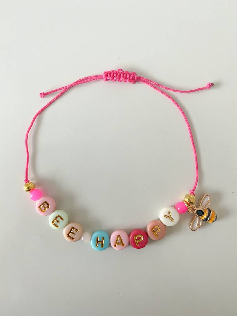 Personalisiertes Armband Mit Buchstabenperlen, Wort Frei Wählbar von NinaNordics