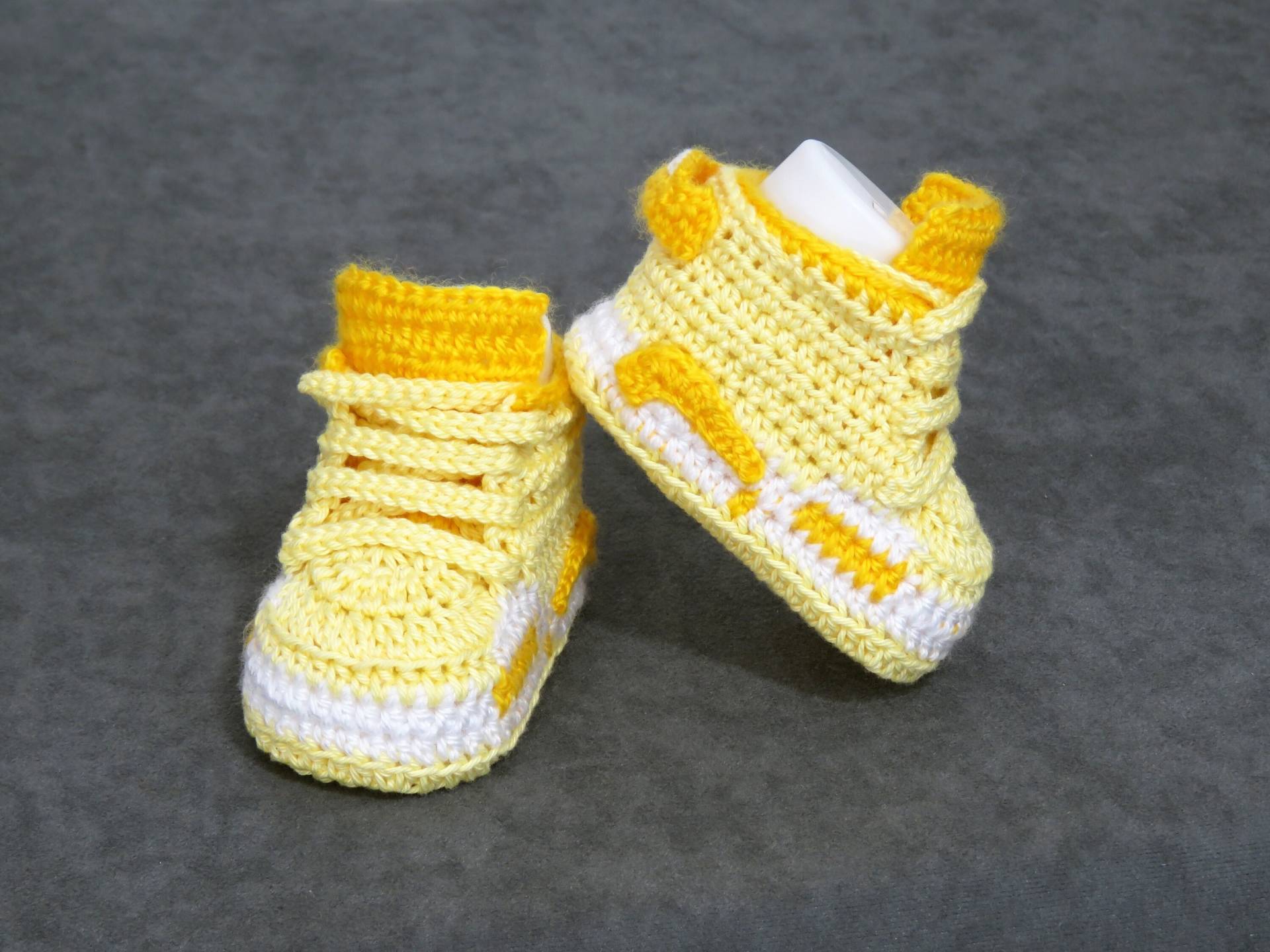 Gehäkelte Babyschühchen Gelb, Babyschuhe, Babysocken, Neugeborenen Schuhe, Baby Mädchen Schuhe von NinaStitch