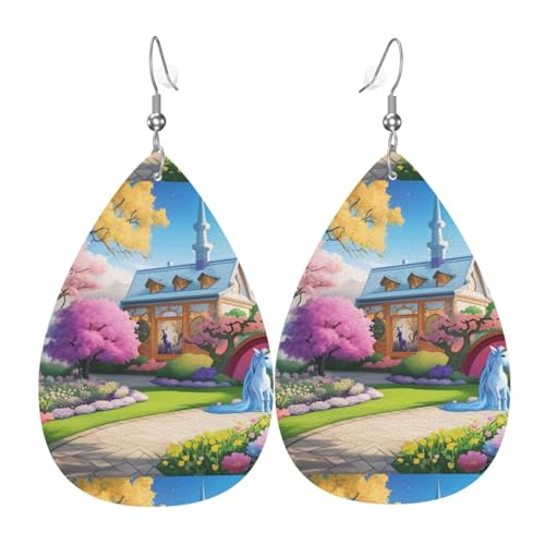 Einhorn-Märchen-Leder-Ohrring-Paare in Tropfenform aus Kunstleder für Frauen, leichtes Leder-Hängeohrringe. von Ninainaid