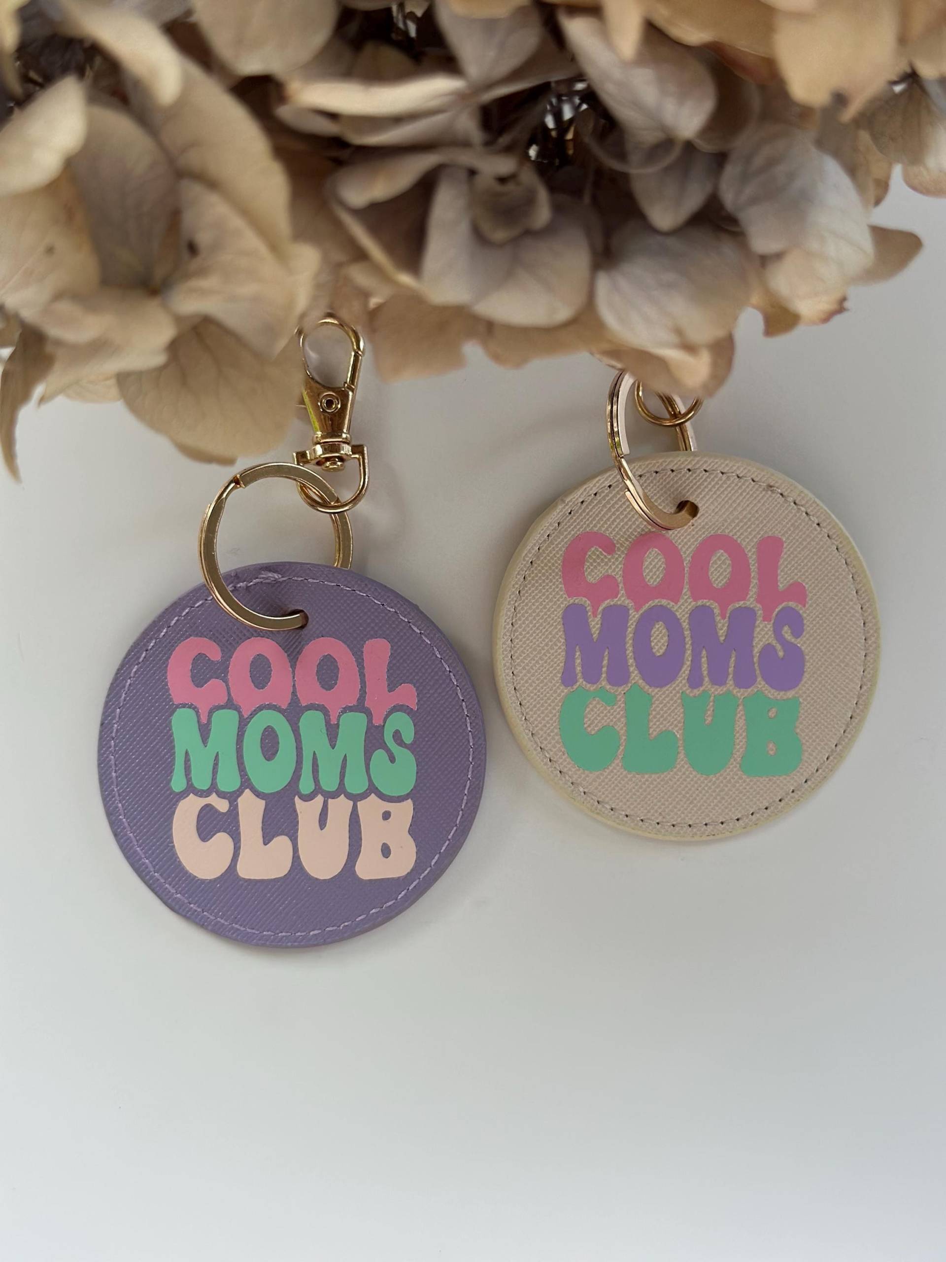 Schlüsselanhänger Cool Moms Club | Geschenk Zur Geburt Oder Babyparty Mama Geschenkidee Muttertag Schlüsselanhänger Cool Moms Club | Geschenk Zur Geburt Oder Babyparty Mama Geschenkidee Muttertag von hejlittlefam