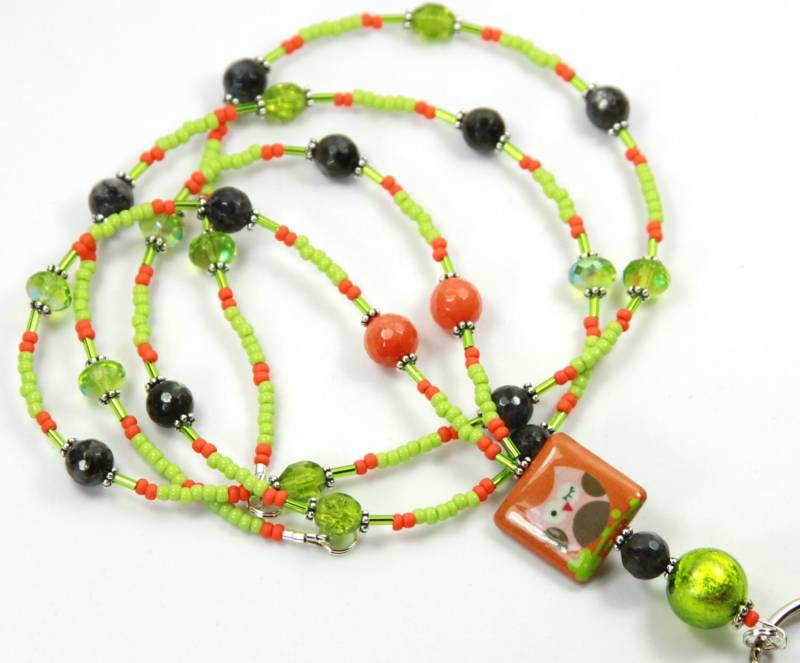 Augenzwinkernde Owl - Perlen Badge Holder, Wulstige Lanyard, Owl Owl-Schlüsselband, Zwinkert Lanyard von NineGemsInspirations