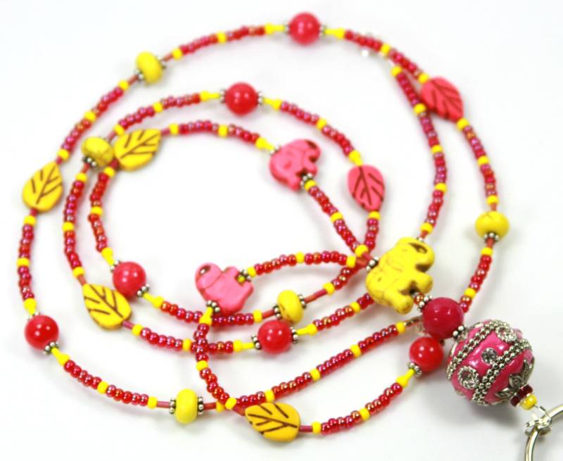 Elefant - Perlen Badge Holder, Beaded Lanyard, Elephant Abzeichen Halter, Rosa Und Gelb Lanyard von NineGemsInspirations