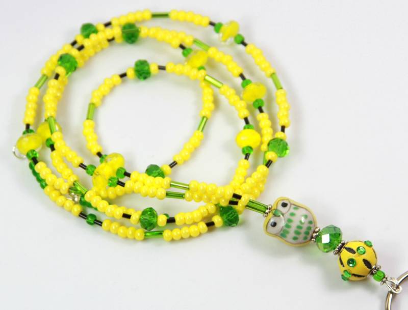 Happy Owl - Perlen Badge Holder Beaded Lanyard Owl Id von NineGemsInspirations