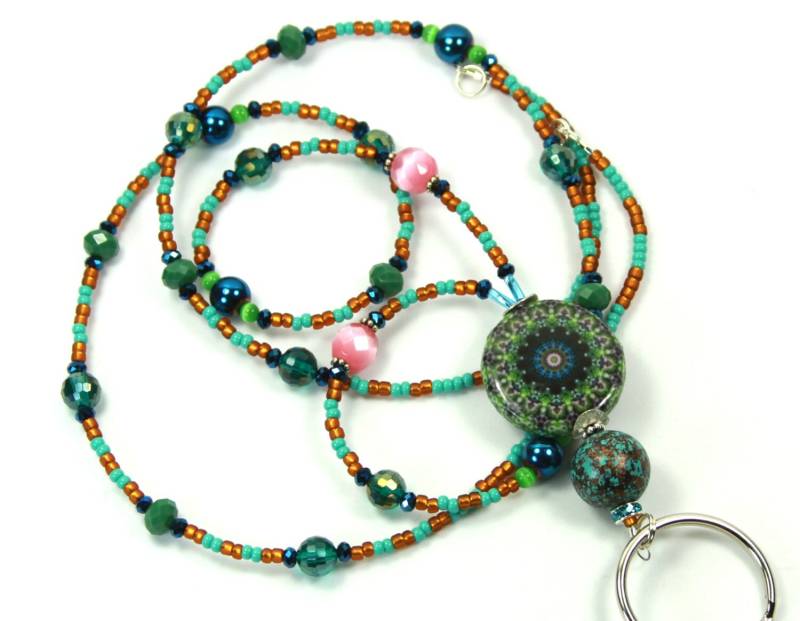 Mandala - Perlen Badge Holder, Grüne Lanyard, Grün Mandala Floral Holder von NineGemsInspirations