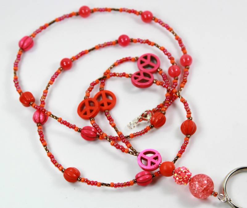 Orange Peace - Perlen Badge Holder Lanyard Id Holder, Frieden Abzeichen Schildhalter von NineGemsInspirations
