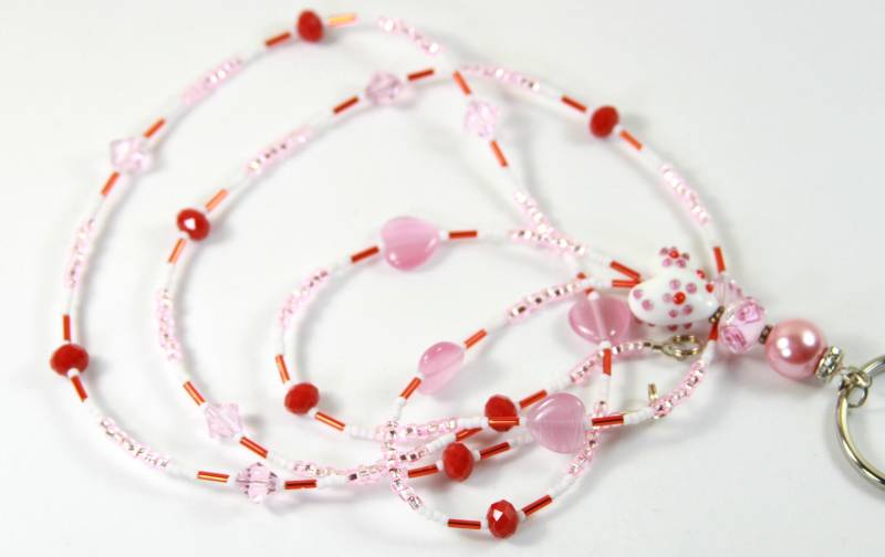 Rosa Herzen - Perlen Ausweisinhaber, Herz-Schlüsselband, Herz-Ausweisinhaber, Rosa Ausweisinhaber von NineGemsInspirations