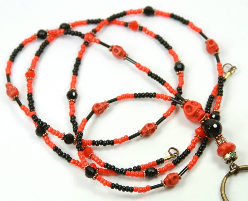 Totenkopf - Perlen Badge Holder, Halloween Orange Und Schwarz, Lanyard, Schlüsselband von NineGemsInspirations