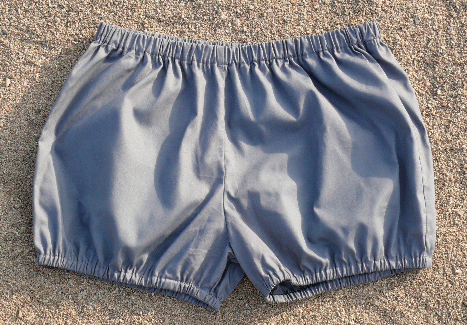 Yogashorts Iyengar Yoga-Uni Grau-Bloomer-100 % Baumwolle Yogashorts Iyengar Yoga-Uni Grau-Bloomer-100 % Baumwolle von NinesYogaShorts