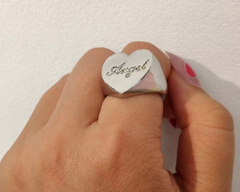 Engel Herzförmiger Ring - Silberring - Goldring - Statement Großer Y2K 2000Er Jahre Schmuck Engel Herzförmiger Ring - Silberring - Goldring - Statement Großer Y2K 2000Er Jahre Schmuck von Ninety3officialx