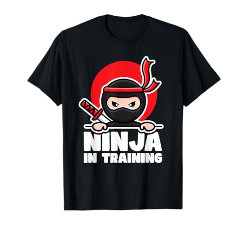 Ninja in Training Martial Arts Geschenke Lustiges Ninja Kampfsport Kinder T-Shirt von Funny Ninja Martial Arts for american Kids Warrior